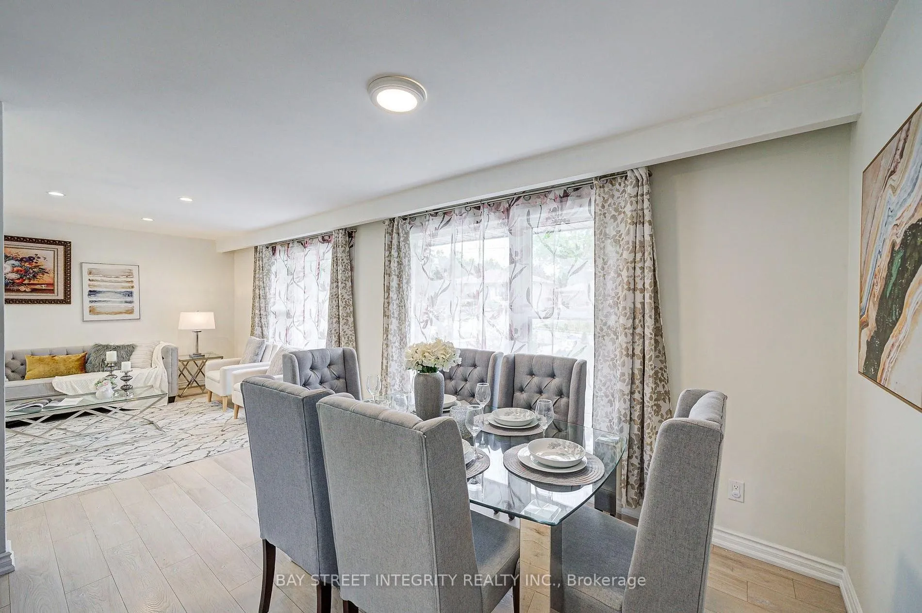 Photo 11 of 16 Arrowflight Drive, Markham, Bullock — HOMEH