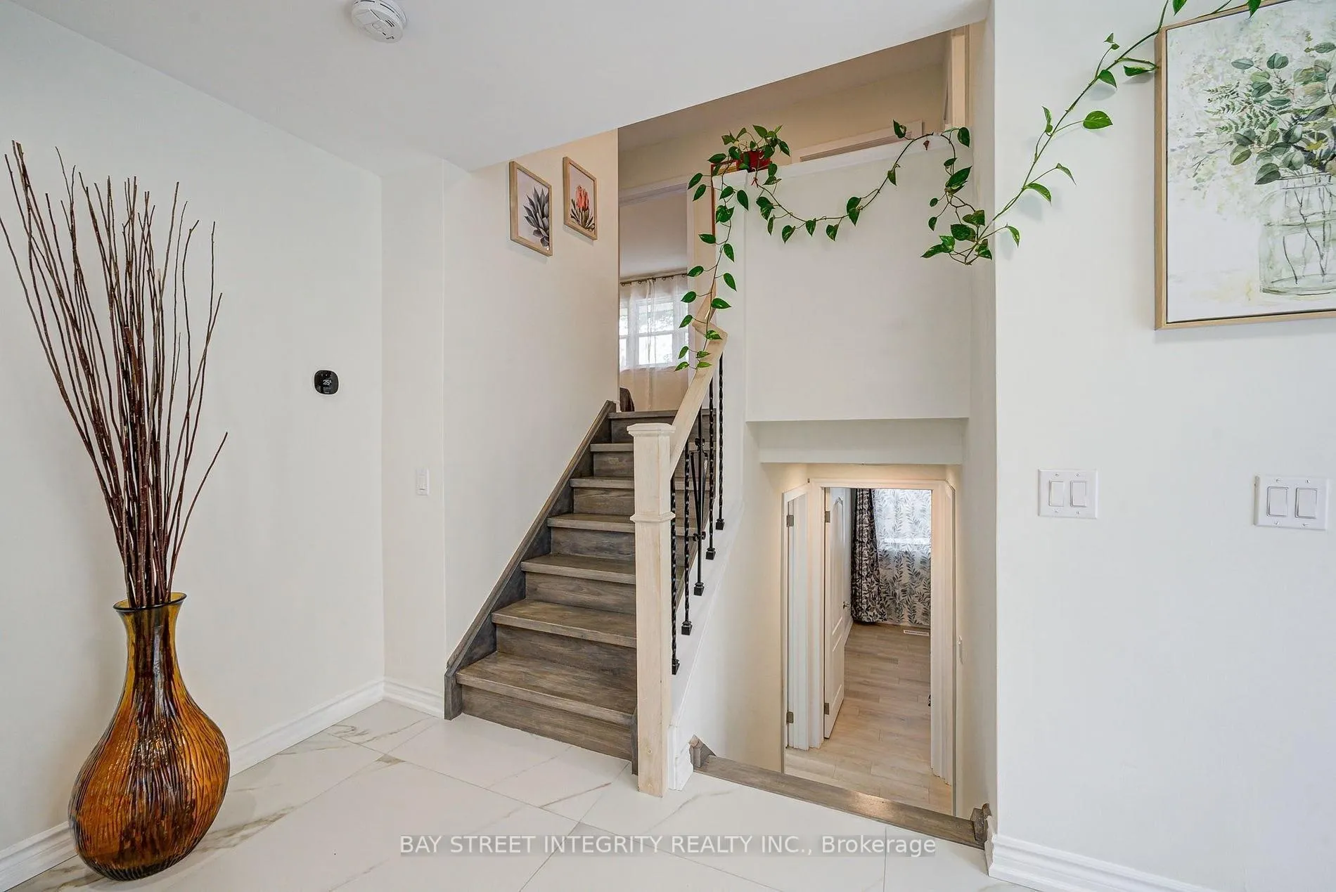 Photo 17 of 16 Arrowflight Drive, Markham, Bullock — HOMEH