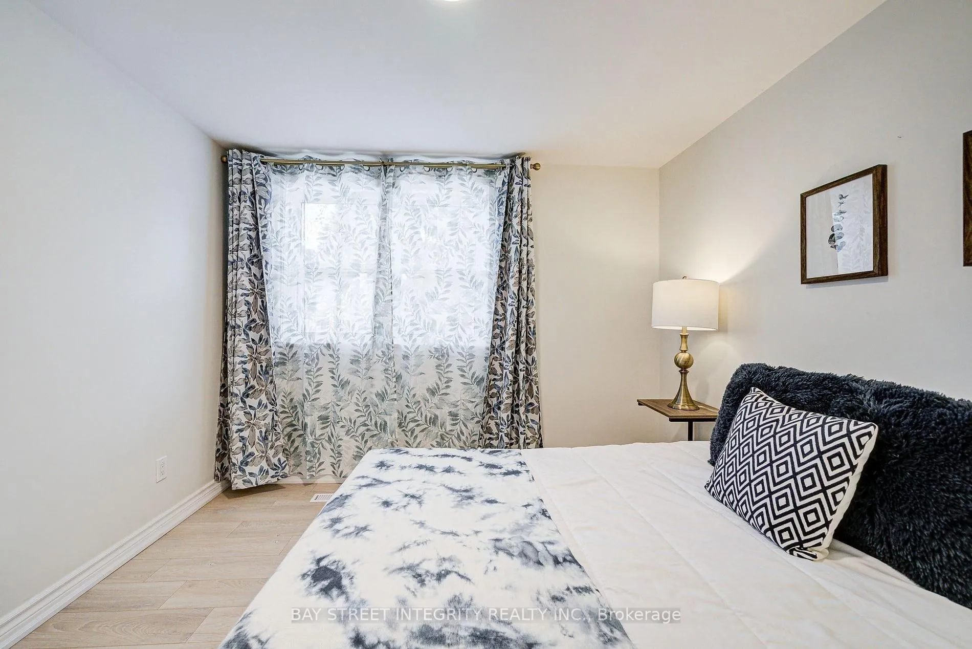 Photo 30 of 16 Arrowflight Drive, Markham, Bullock — HOMEH