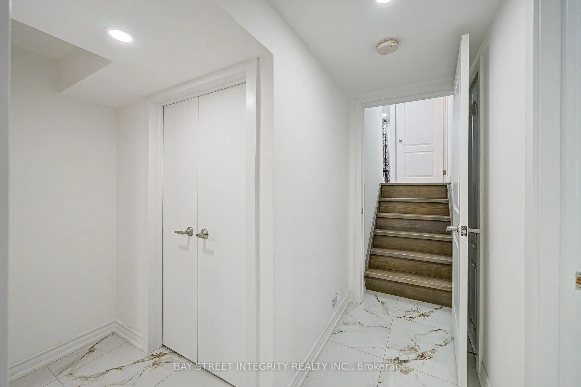 Photo 37 of 16 Arrowflight Drive, Markham, Bullock — HOMEH