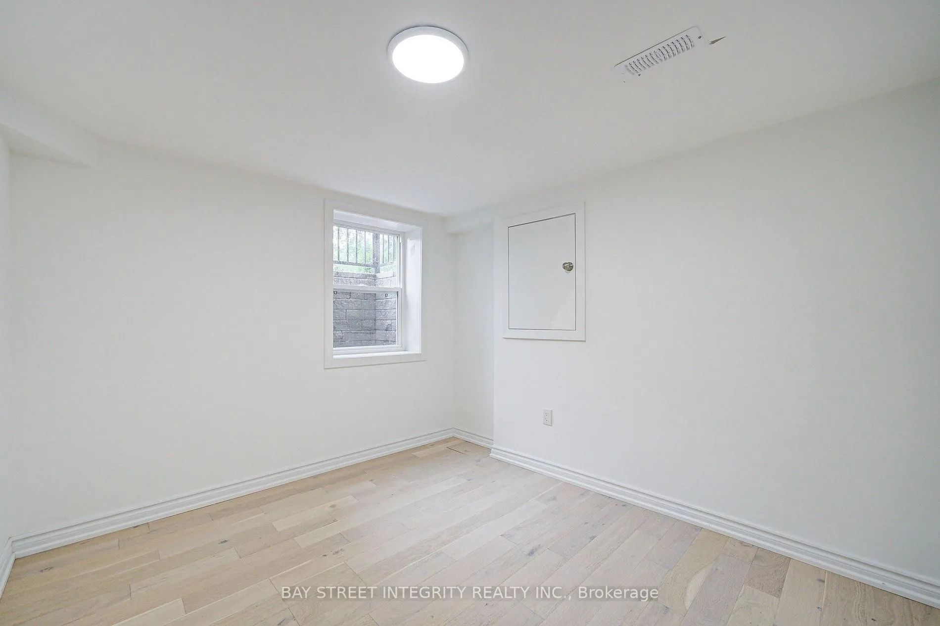 Photo 40 of 16 Arrowflight Drive, Markham, Bullock — HOMEH