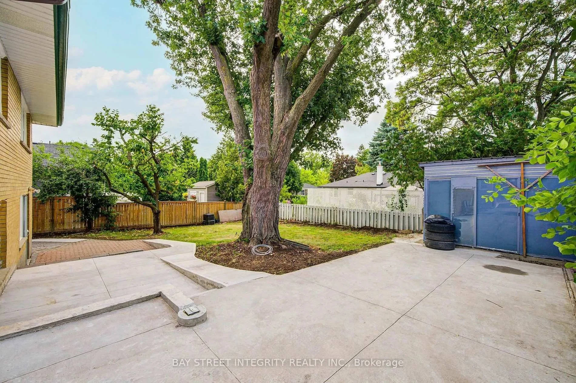 Photo 42 of 16 Arrowflight Drive, Markham, Bullock — HOMEH