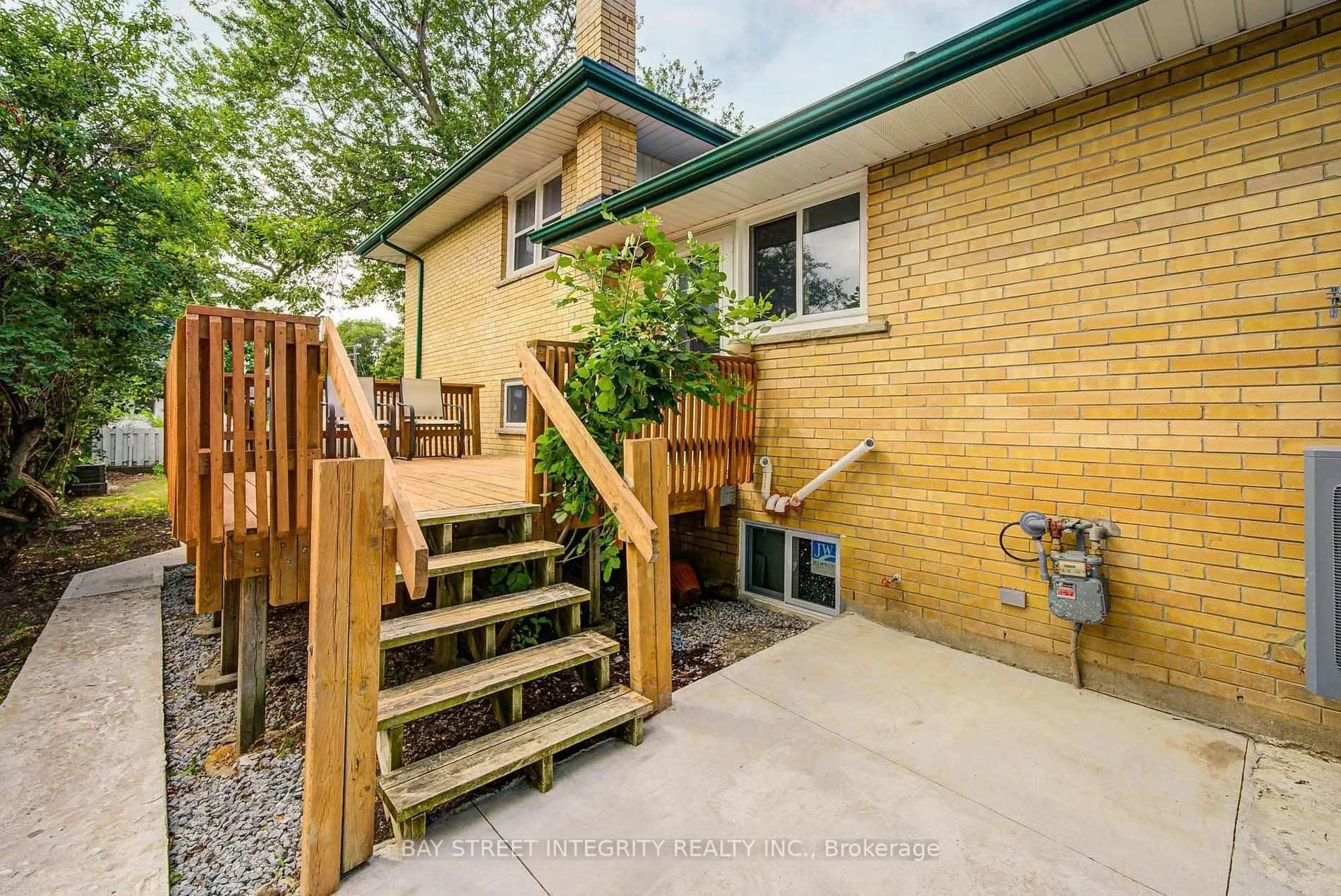 Photo 48 of 16 Arrowflight Drive, Markham, Bullock — HOMEH