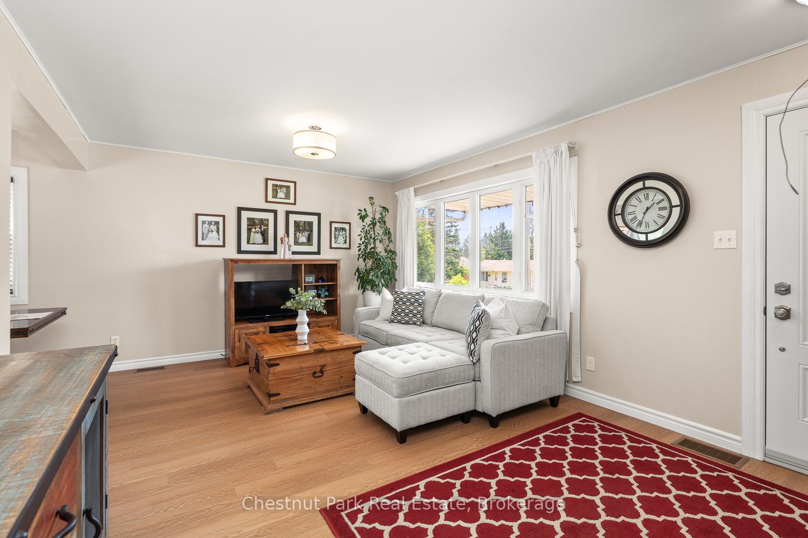 Photo 16 of 25 Eagle Lake Road, South River — HOMEH