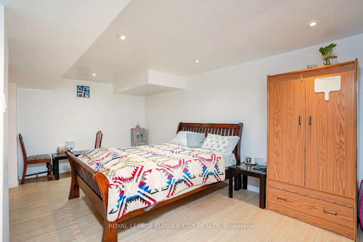 Photo 14 of 278 Elmhurst Drive, Etobicoke, Rexdale-Kipling — HOMEH