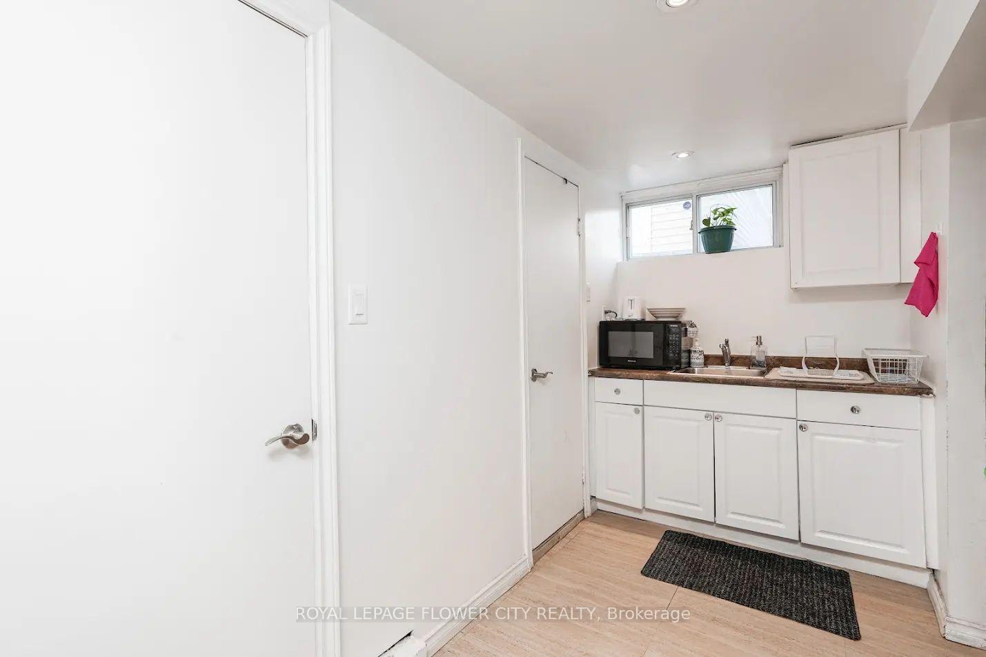 Photo 23 of 278 Elmhurst Drive, Etobicoke, Rexdale-Kipling — HOMEH