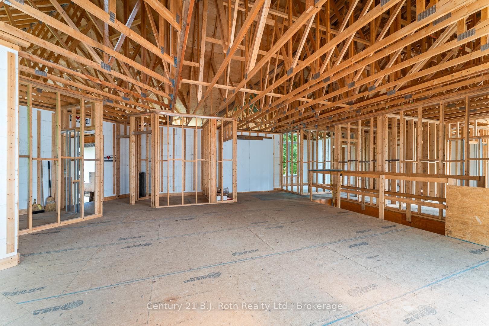 Photo 13 of 8126 Oakridge Drive, Severn, Washago — HOMEH
