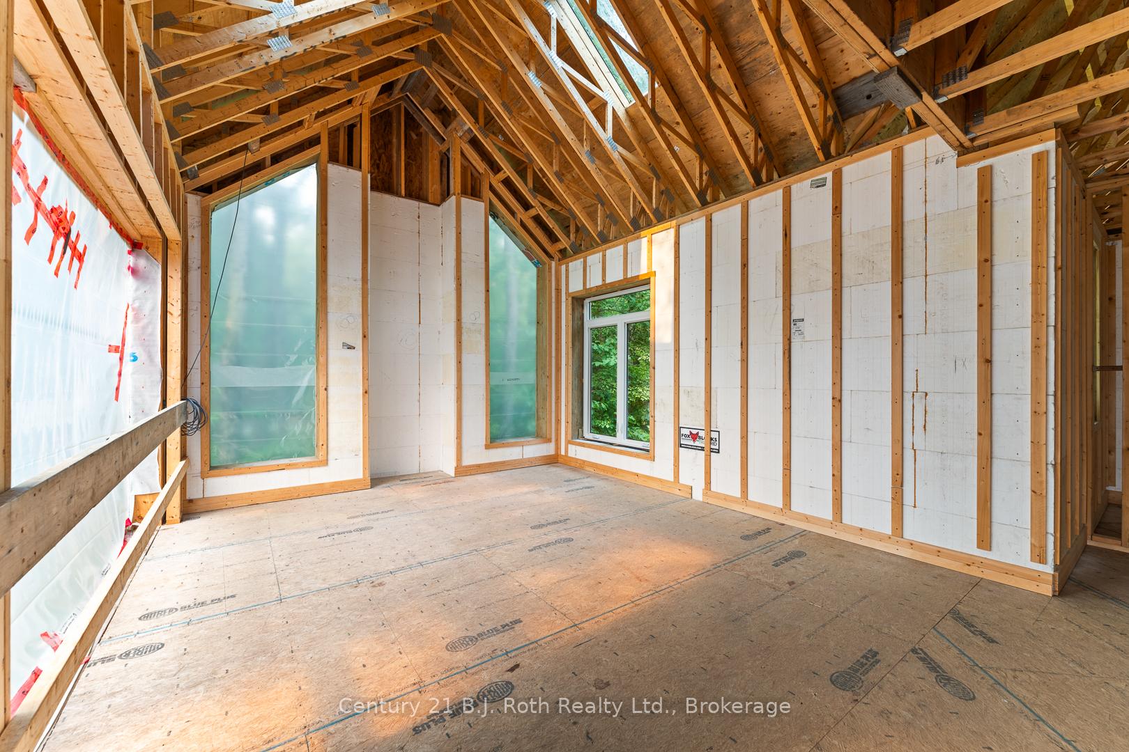 Photo 4 of 8126 Oakridge Drive, Severn, Washago — HOMEH