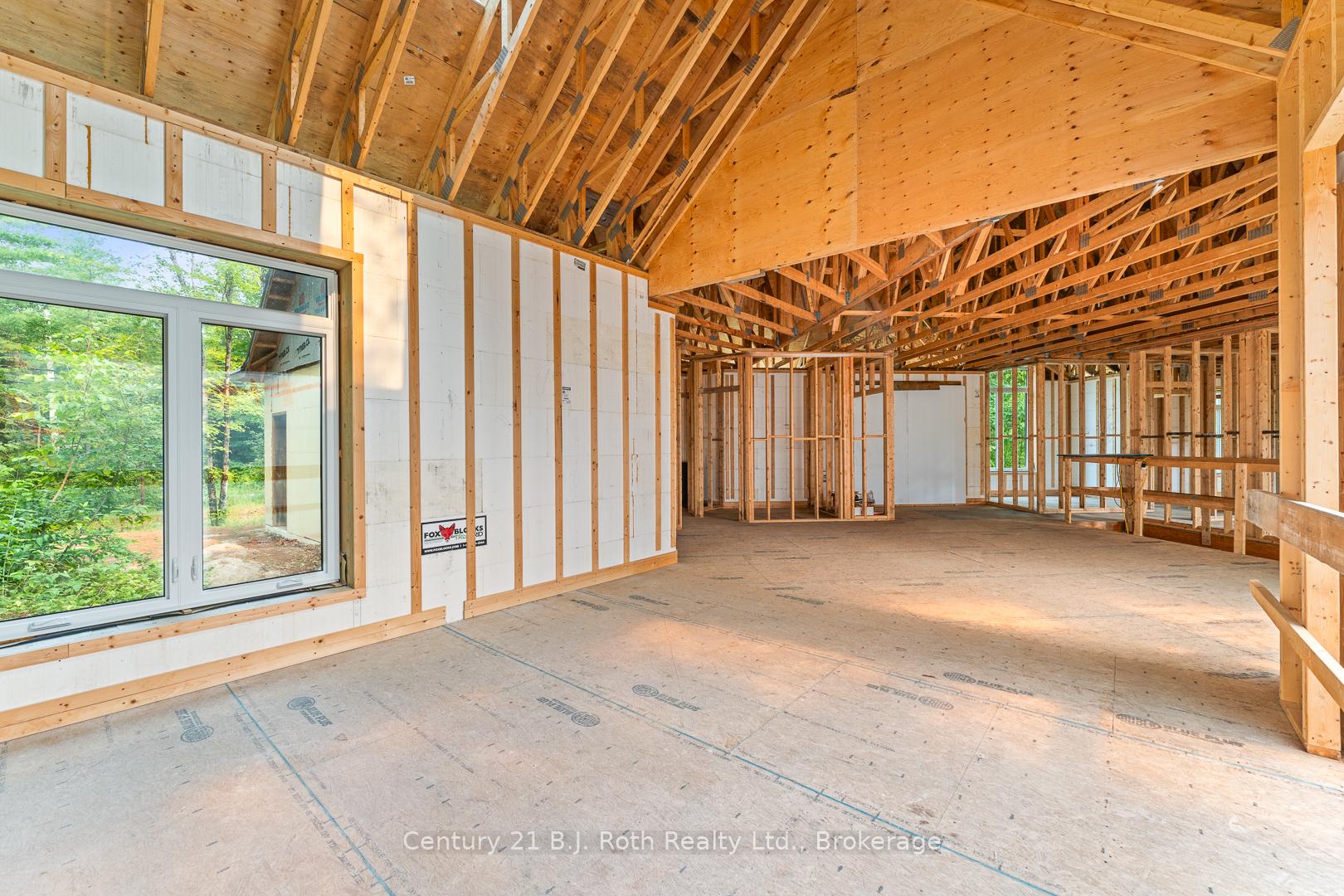 Photo 11 of 8126 Oakridge Drive, Severn, Washago — HOMEH