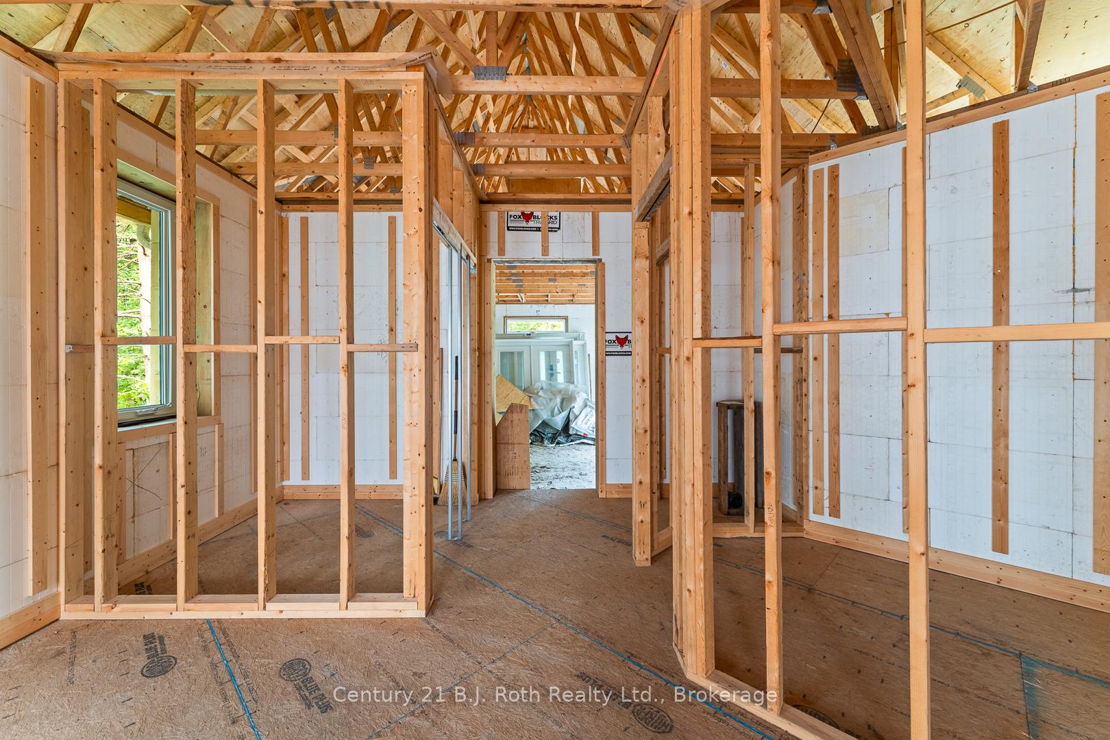 Photo 12 of 8126 Oakridge Drive, Severn, Washago — HOMEH