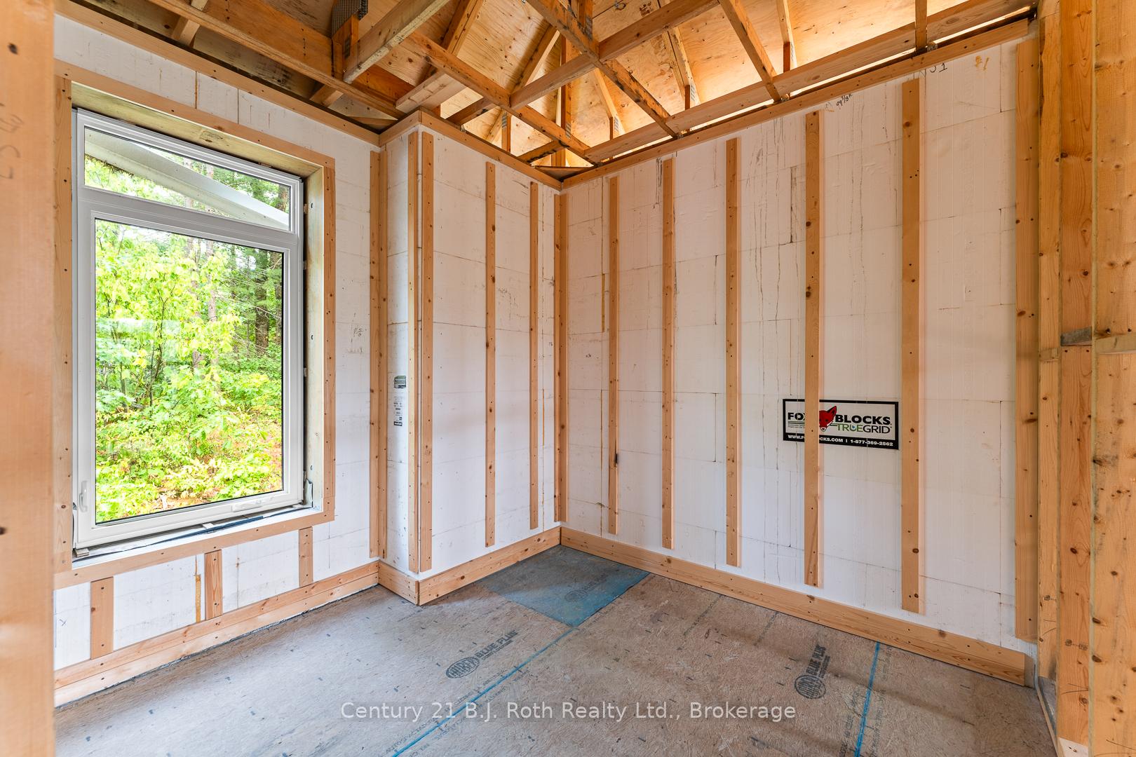 Photo 33 of 8126 Oakridge Drive, Severn, Washago — HOMEH