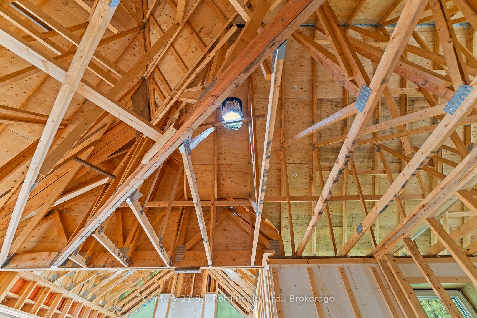 Photo 16 of 8126 Oakridge Drive, Severn, Washago — HOMEH