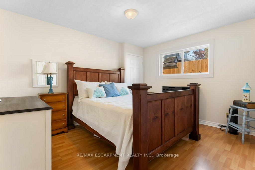 Photo 34 of 5 11th Street, Grimsby, Grimsby Beach — HOMEH