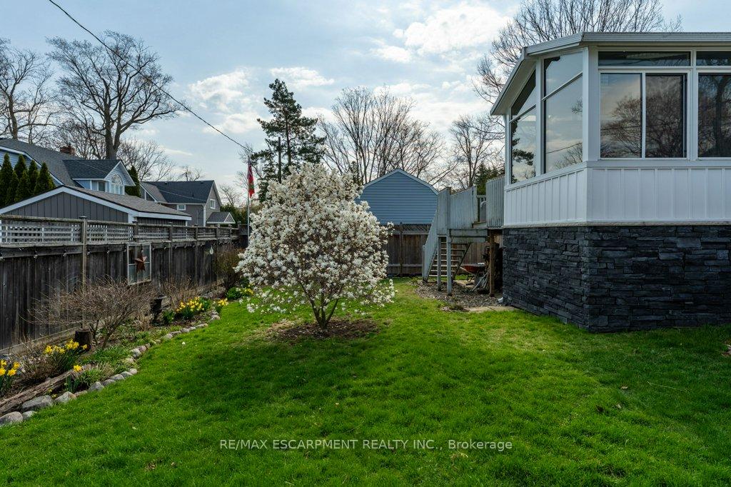 Photo 37 of 5 11th Street, Grimsby, Grimsby Beach — HOMEH