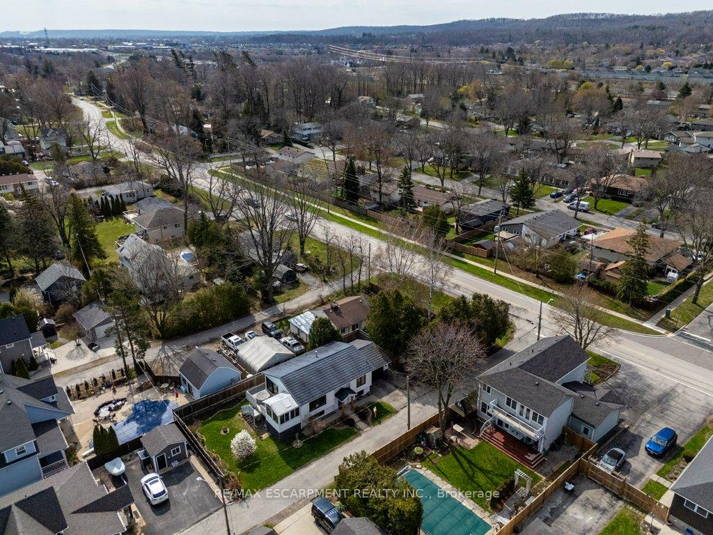 Photo 41 of 5 11th Street, Grimsby, Grimsby Beach — HOMEH