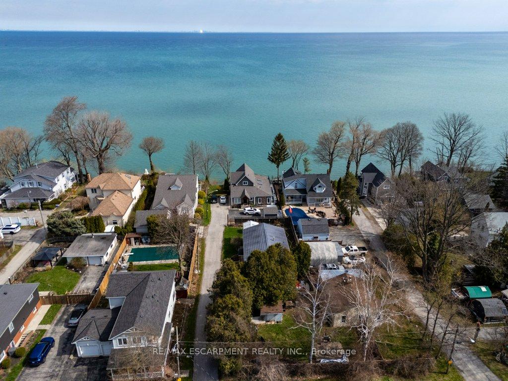 Photo 47 of 5 11th Street, Grimsby, Grimsby Beach — HOMEH