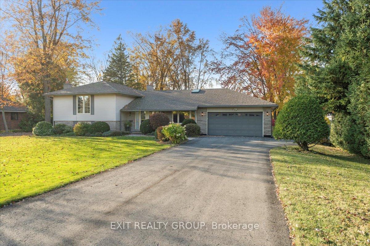 Photo 3 of 50 Greenfield Park, Belleville, Thurlow Ward — HOMEH