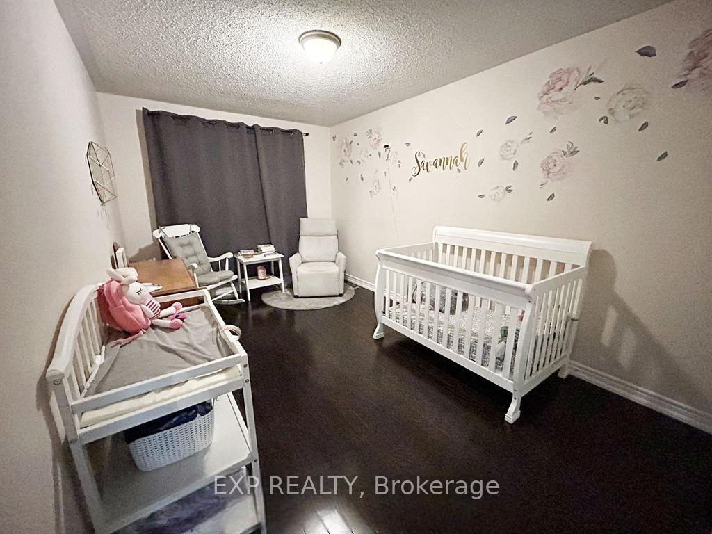 Photo 18 of 144 Sky Harbour Drive, Brampton, Bram West — HOMEH