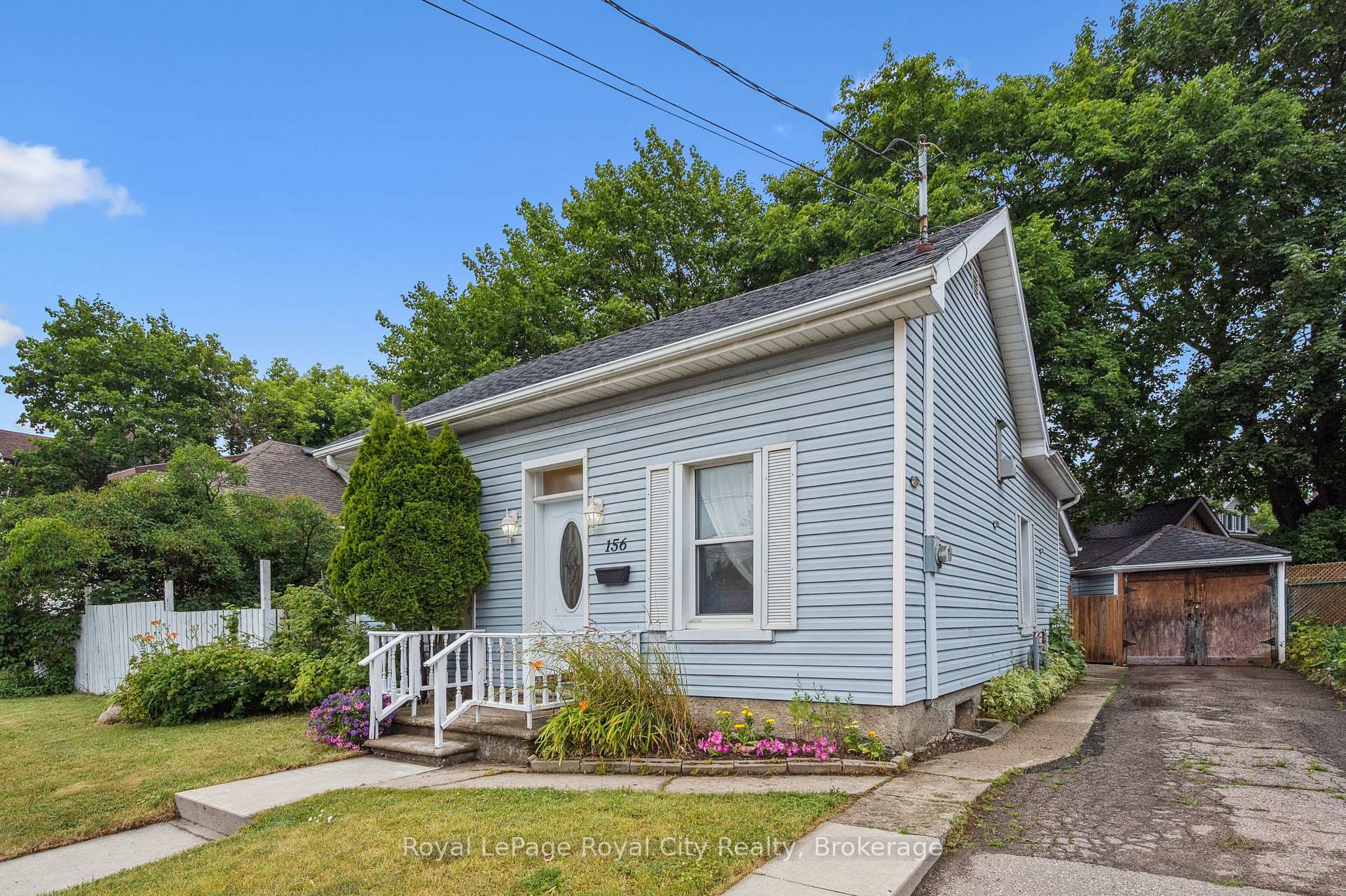 Photo 6 of 156 York Road, Guelph, St. Patrick's Ward — HOMEH