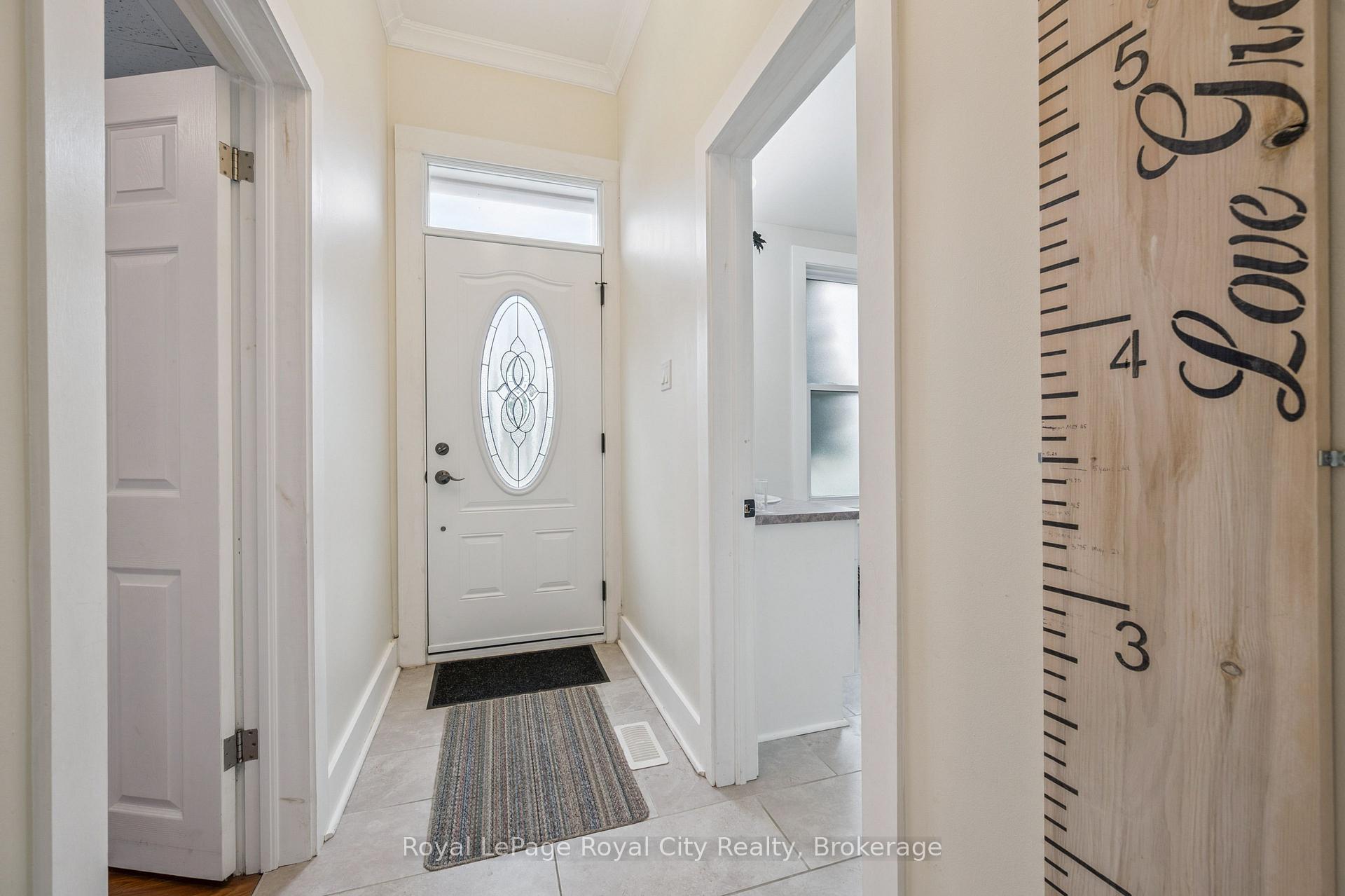 Photo 9 of 156 York Road, Guelph, St. Patrick's Ward — HOMEH