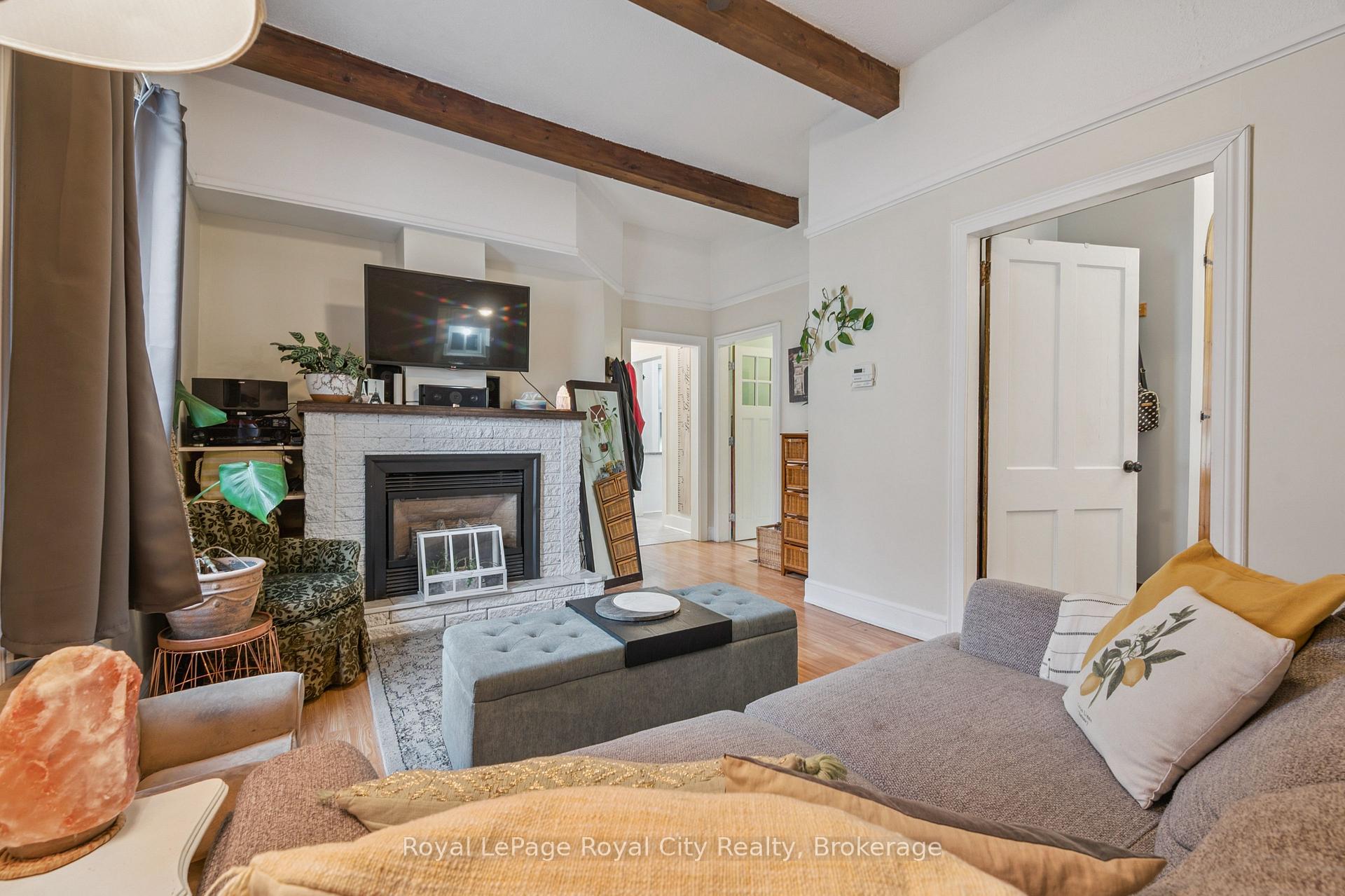 Photo 12 of 156 York Road, Guelph, St. Patrick's Ward — HOMEH