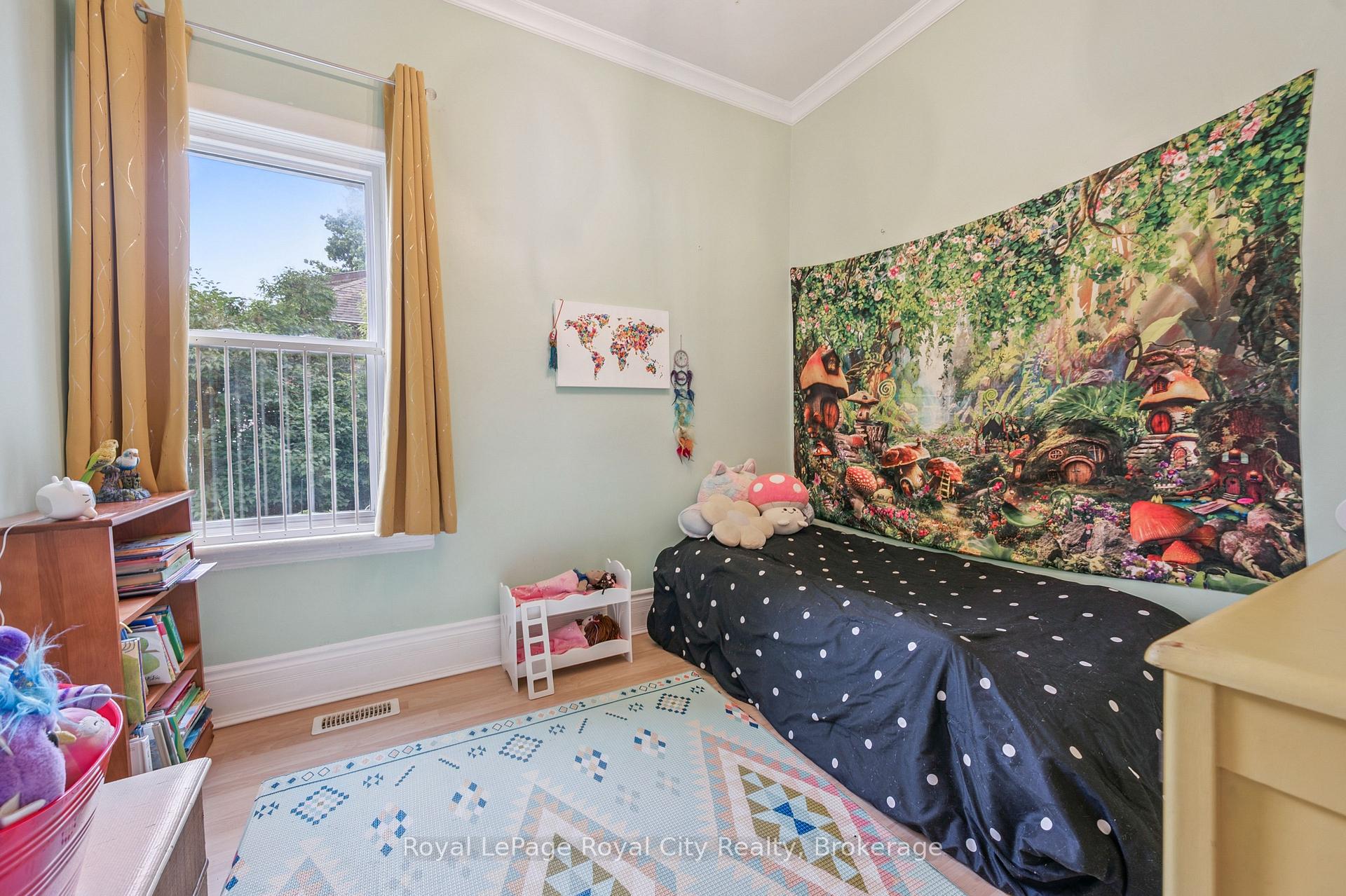 Photo 26 of 156 York Road, Guelph, St. Patrick's Ward — HOMEH