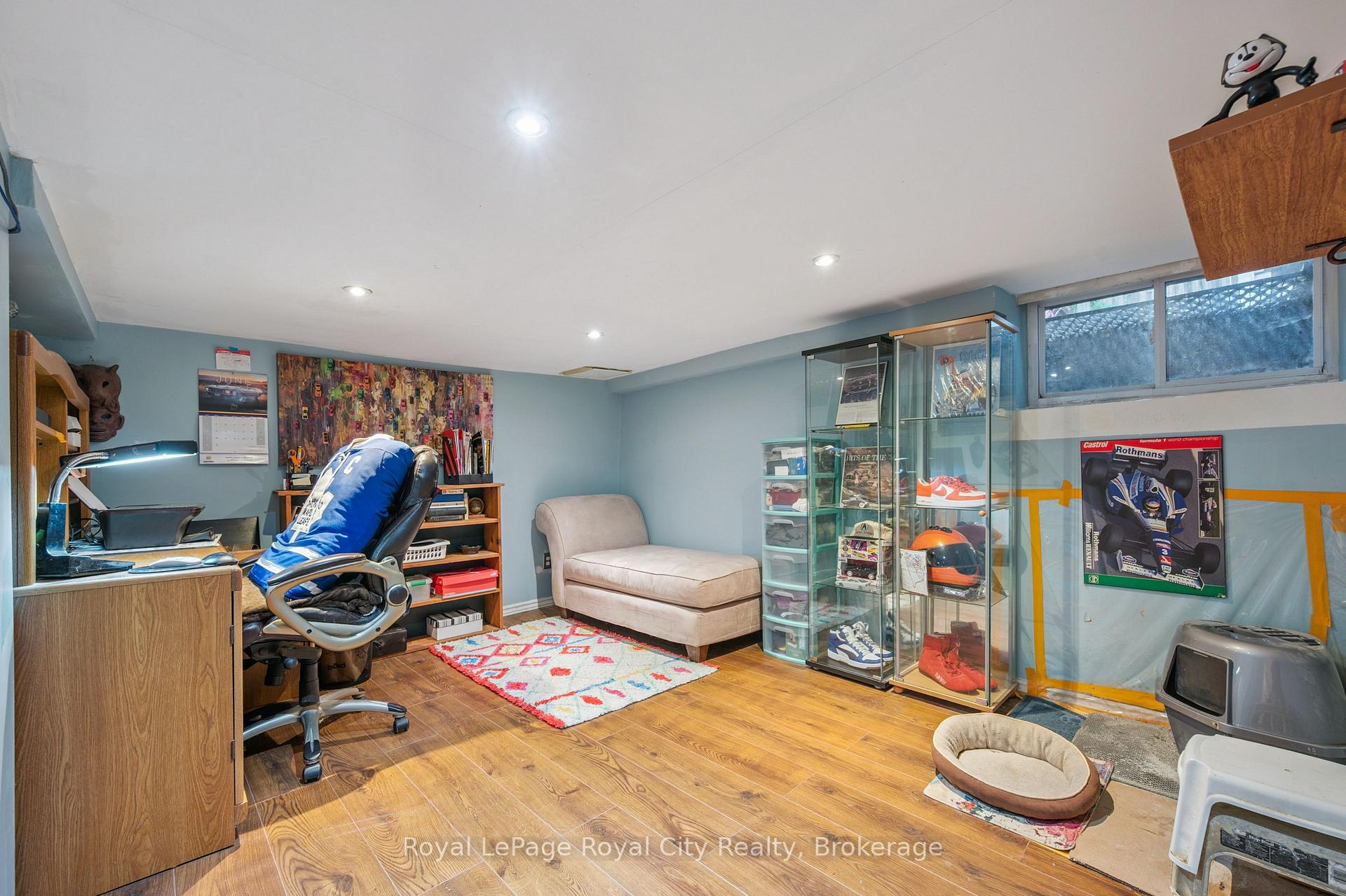 Photo 32 of 156 York Road, Guelph, St. Patrick's Ward — HOMEH