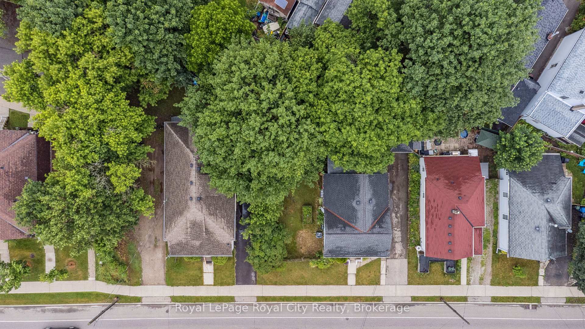 Photo 35 of 156 York Road, Guelph, St. Patrick's Ward — HOMEH