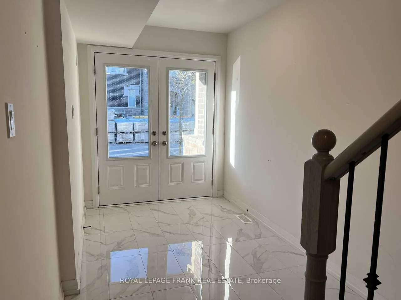 Photo 2 of 39 Bavin Street, Clarington, Bowmanville — HOMEH