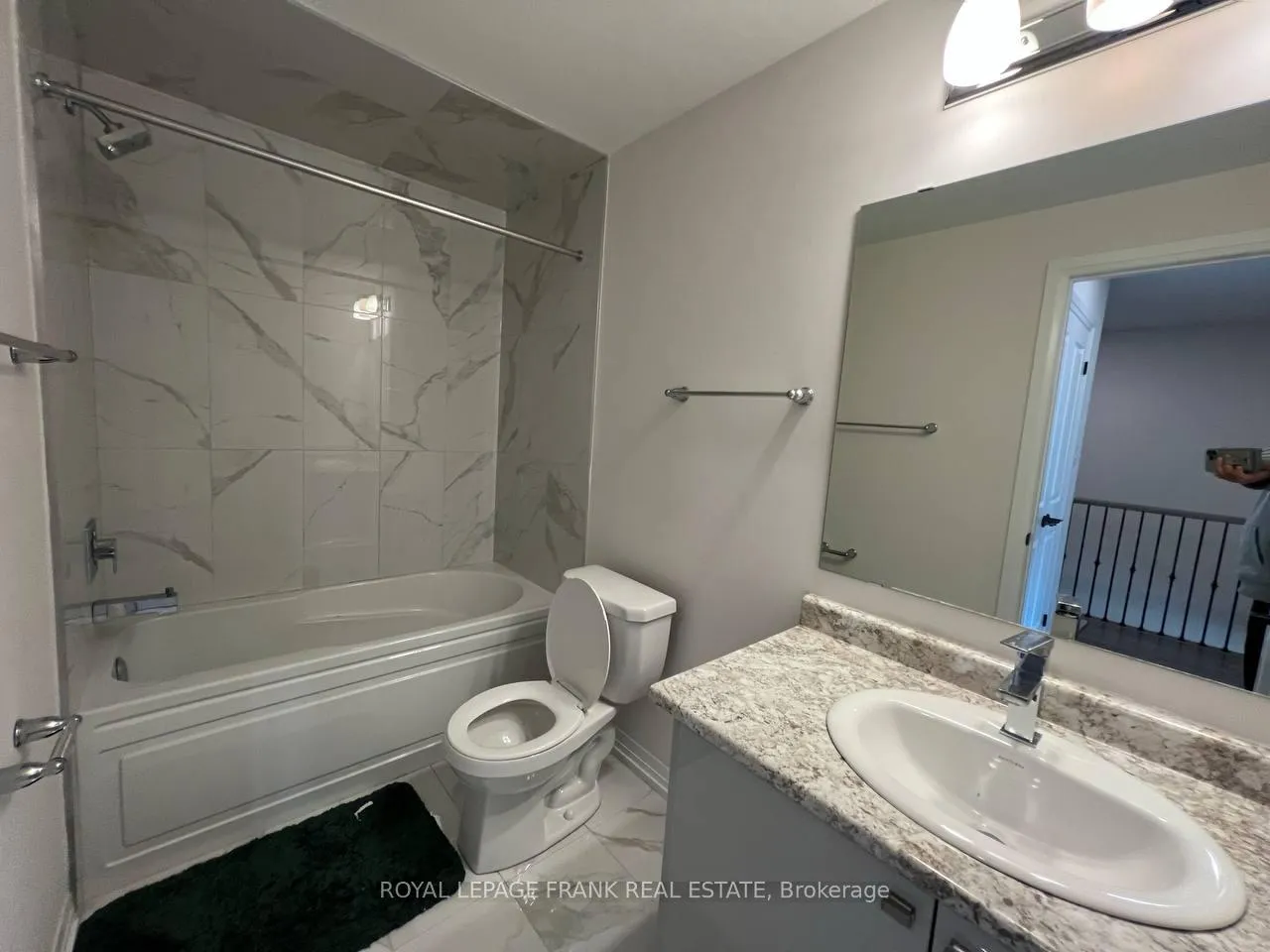 Photo 17 of 39 Bavin Street, Clarington, Bowmanville — HOMEH