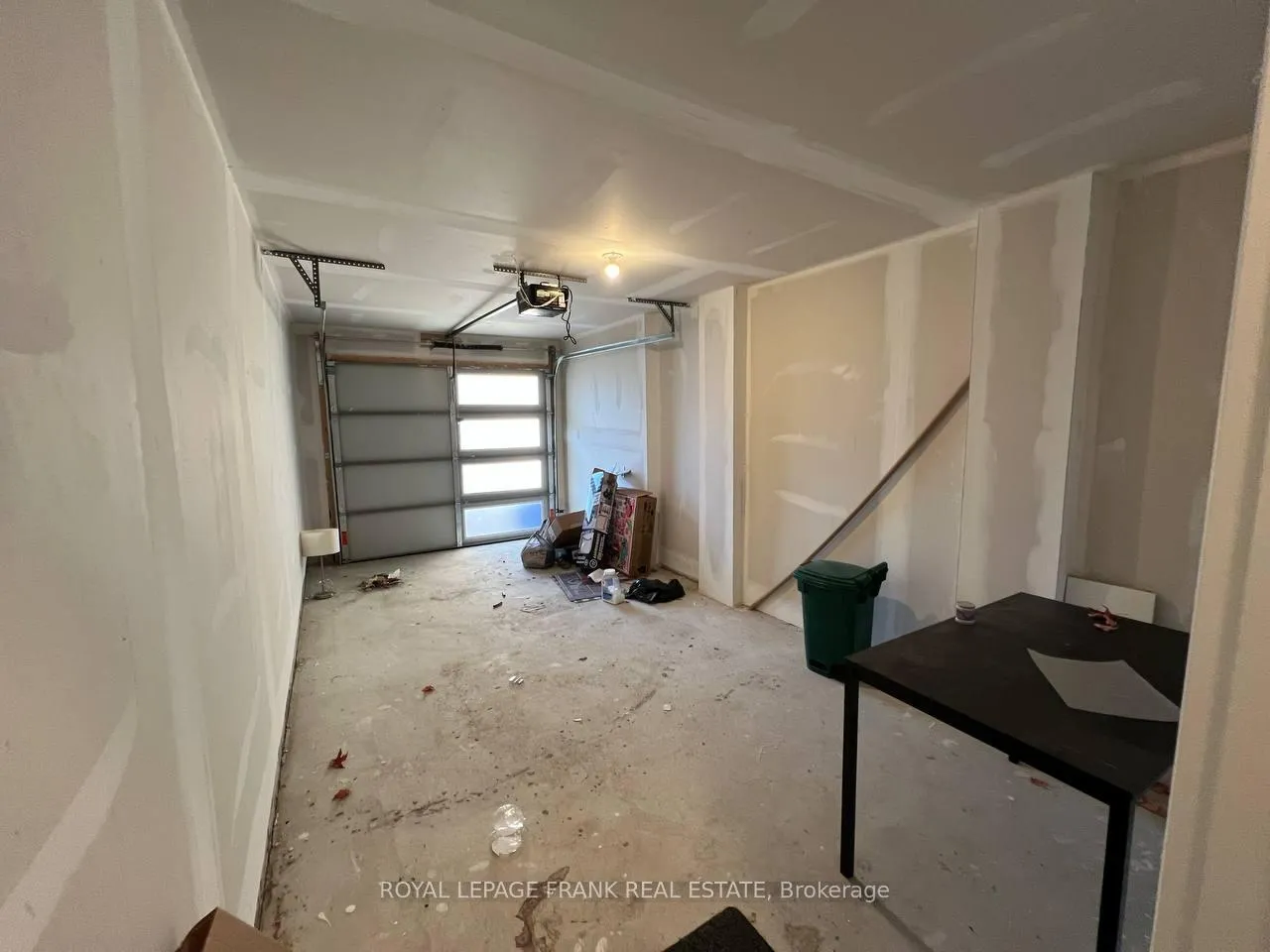 Photo 20 of 39 Bavin Street, Clarington, Bowmanville — HOMEH