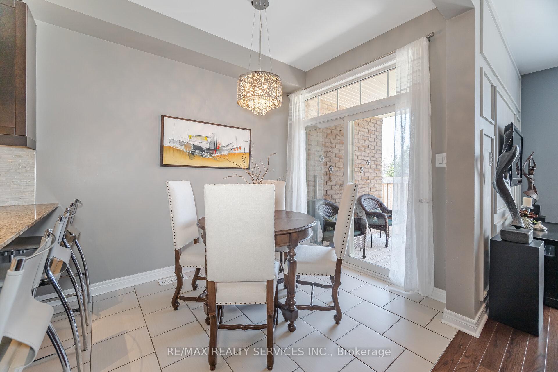 Photo 9 of 31 Fallis Crescent, Caledon, Caledon East — HOMEH