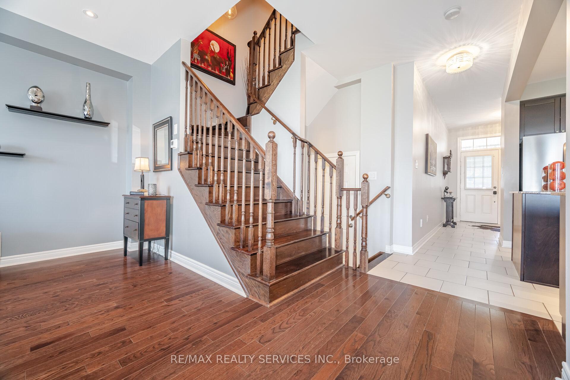 Photo 24 of 31 Fallis Crescent, Caledon, Caledon East — HOMEH
