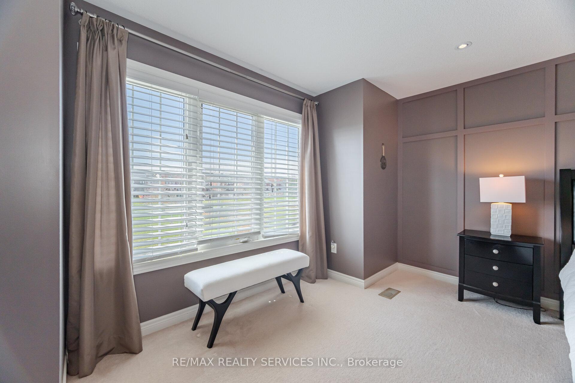 Photo 12 of 31 Fallis Crescent, Caledon, Caledon East — HOMEH