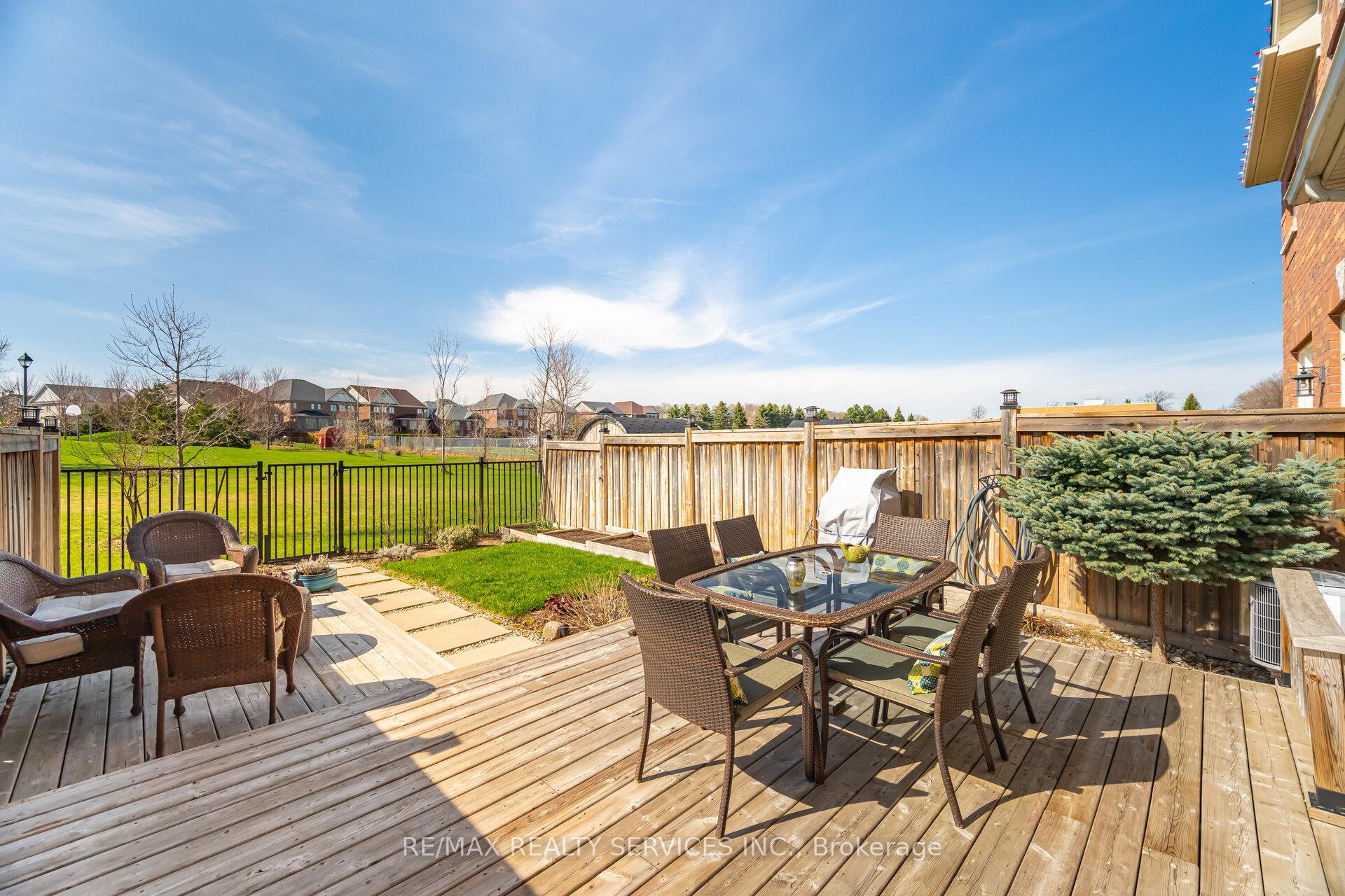 Photo 26 of 31 Fallis Crescent, Caledon, Caledon East — HOMEH