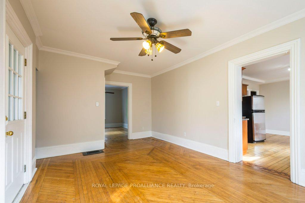 Photo 7 of 137 Foster Avenue, Belleville, Belleville Ward — HOMEH