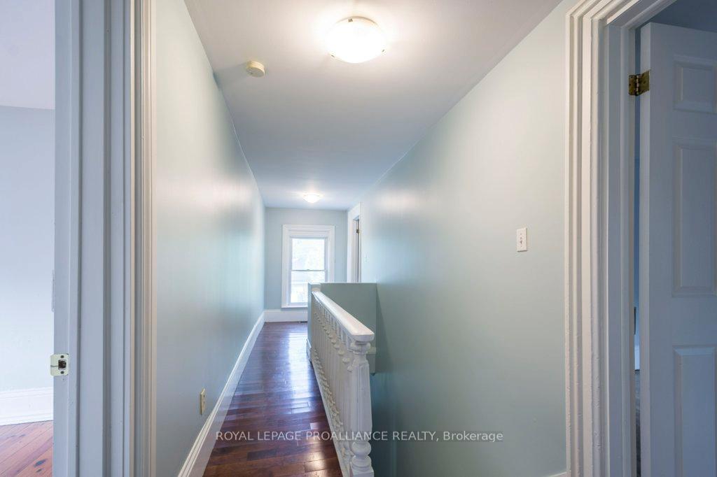 Photo 21 of 137 Foster Avenue, Belleville, Belleville Ward — HOMEH