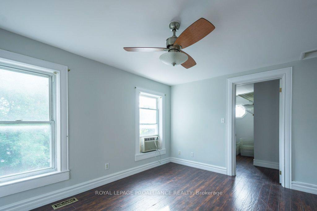 Photo 22 of 137 Foster Avenue, Belleville, Belleville Ward — HOMEH