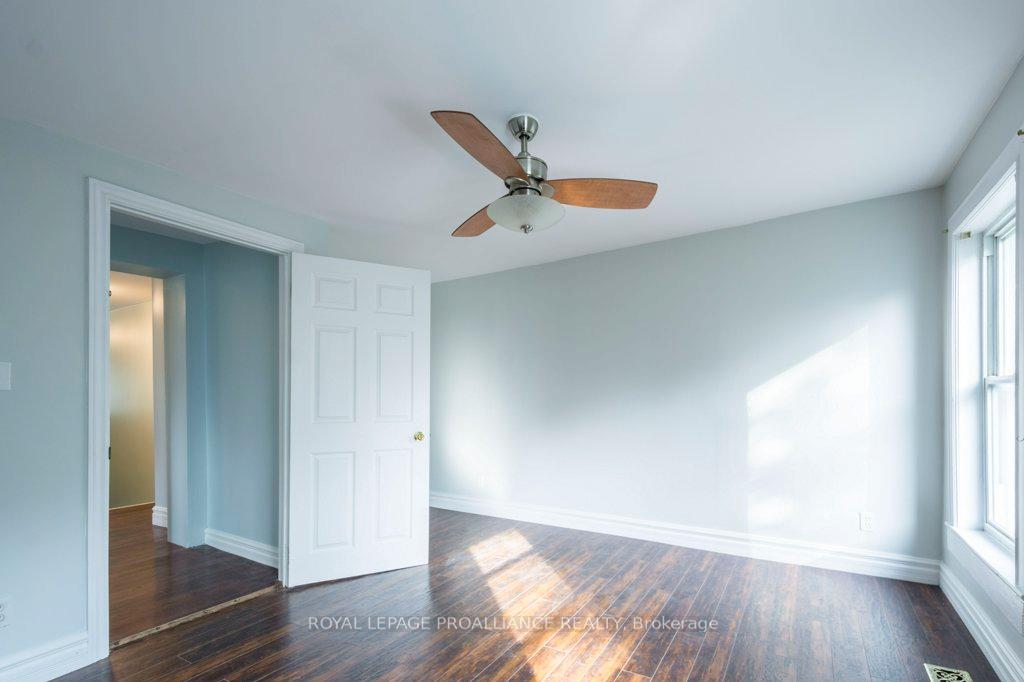 Photo 23 of 137 Foster Avenue, Belleville, Belleville Ward — HOMEH