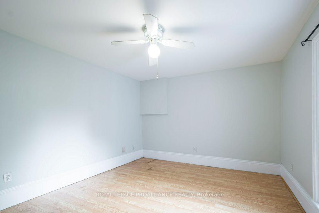 Photo 26 of 137 Foster Avenue, Belleville, Belleville Ward — HOMEH