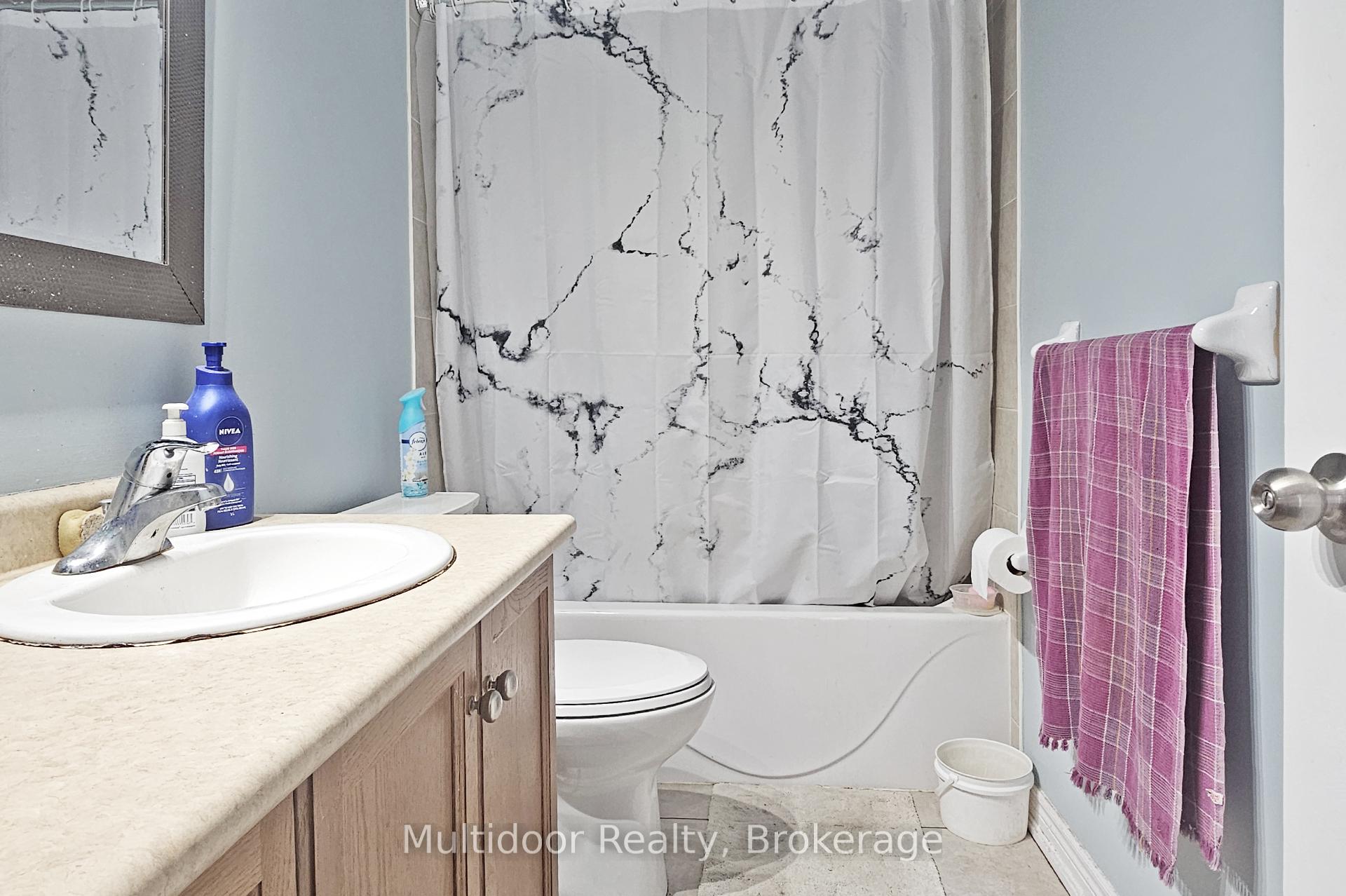 Photo 12 of Unit Upper, 132 Bellchase Trail, Brampton, Bram East — HOMEH
