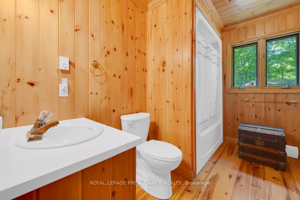 Photo 6 of 1091 Lindey Lane, Frontenac, Frontenac North — HOMEH