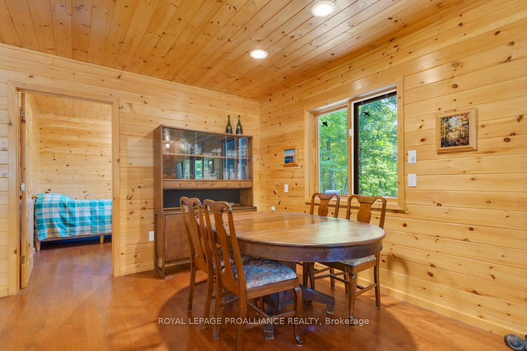 Photo 9 of 1091 Lindey Lane, Frontenac, Frontenac North — HOMEH