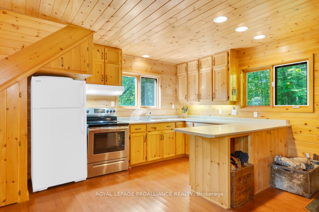 Photo 14 of 1091 Lindey Lane, Frontenac, Frontenac North — HOMEH