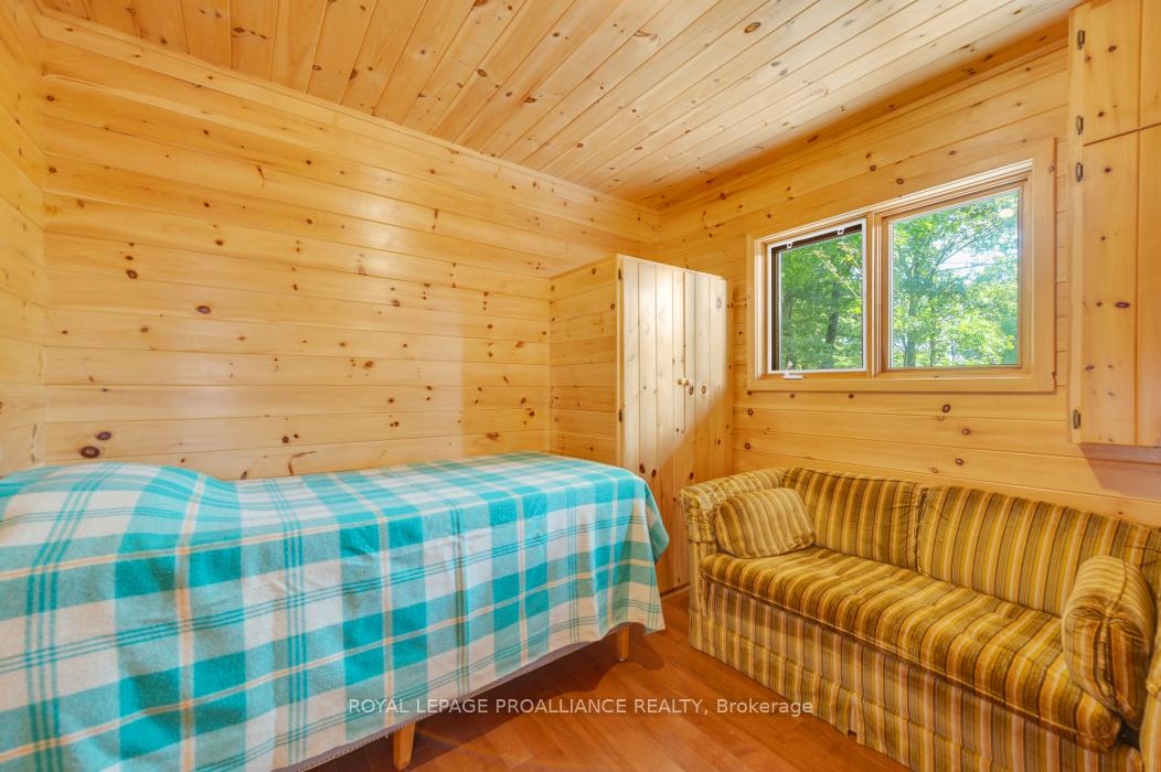 Photo 17 of 1091 Lindey Lane, Frontenac, Frontenac North — HOMEH