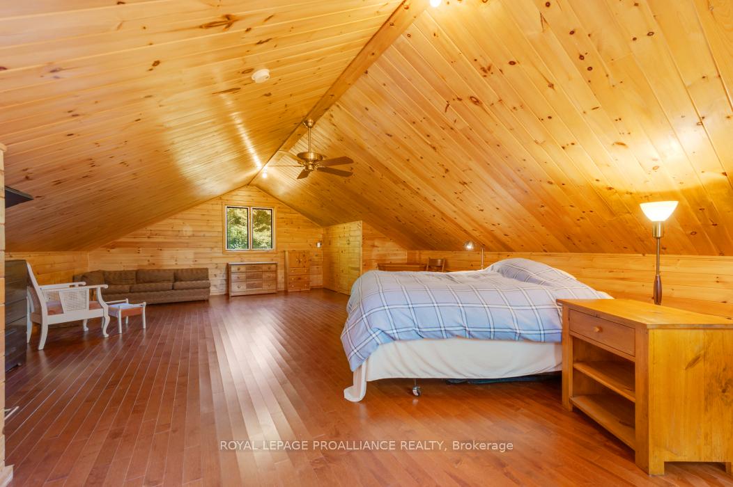Photo 19 of 1091 Lindey Lane, Frontenac, Frontenac North — HOMEH