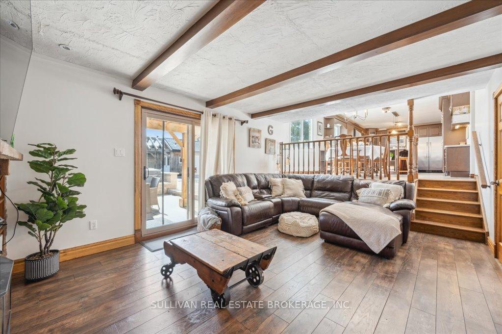 Photo 11 of 192 Dimson Avenue, Guelph, Kortright East — HOMEH