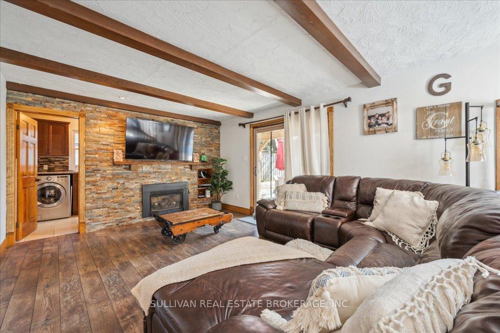Photo 12 of 192 Dimson Avenue, Guelph, Kortright East — HOMEH
