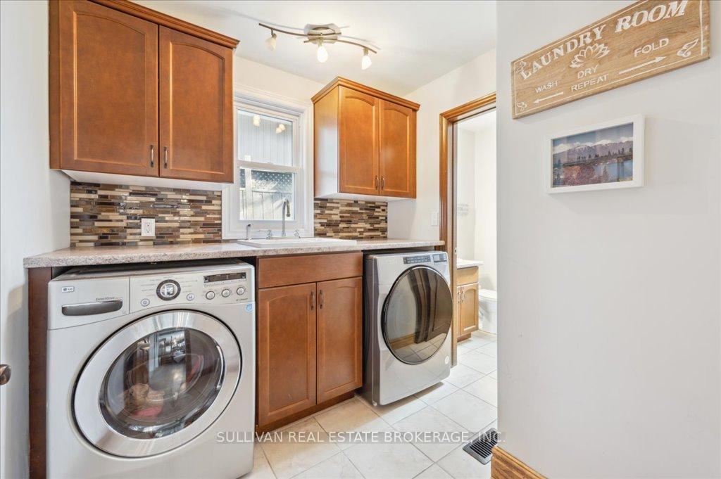 Photo 13 of 192 Dimson Avenue, Guelph, Kortright East — HOMEH
