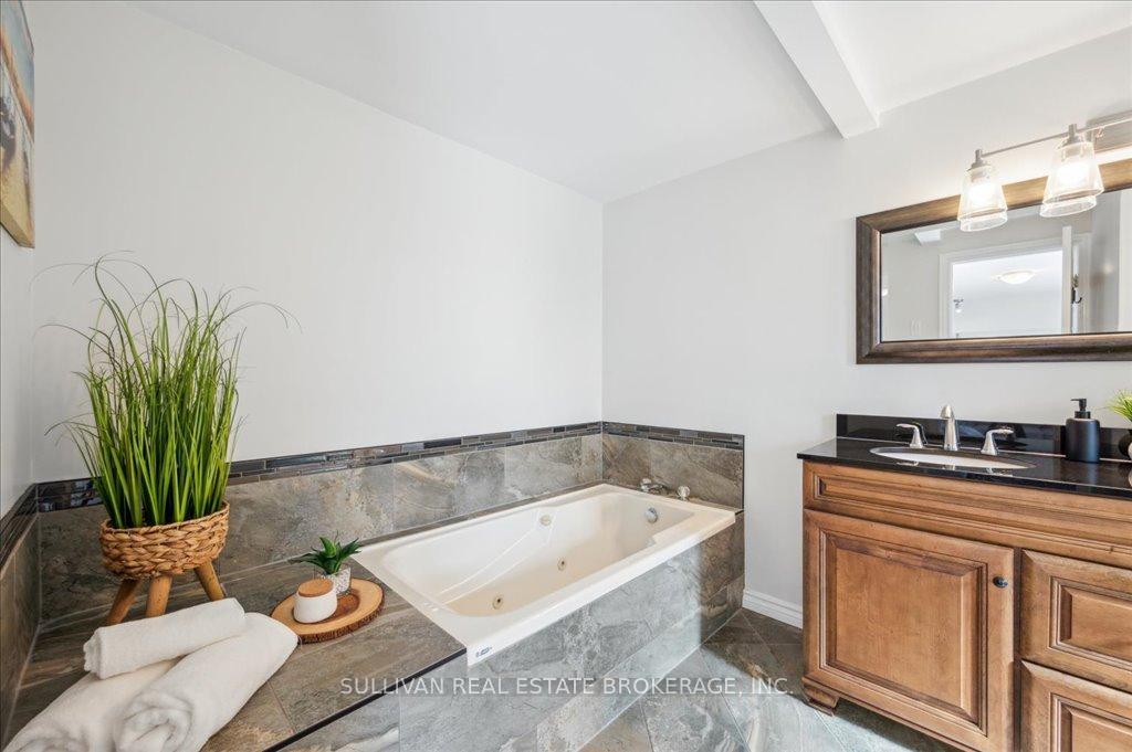 Photo 34 of 192 Dimson Avenue, Guelph, Kortright East — HOMEH